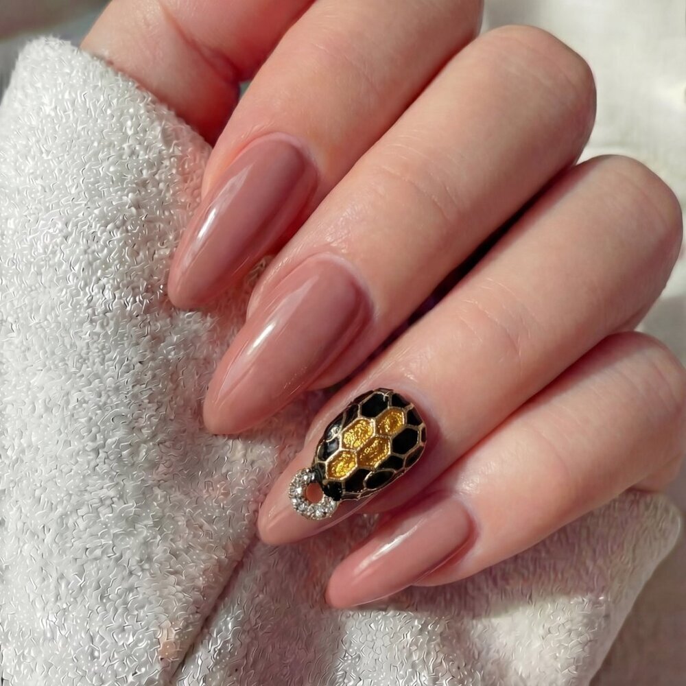 Gold Snake Nail Charms / Decals – 2-Piece Set